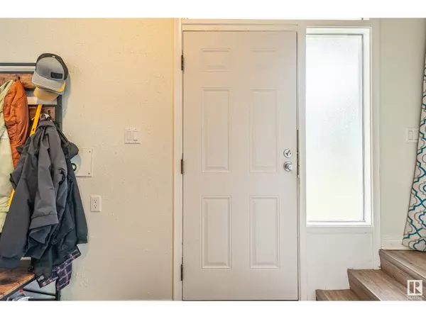 St. Albert, AB T8N0N8,56 Sunset BV