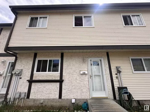 1308 LAKEWOOD W NW, Edmonton, AB T6K3P2