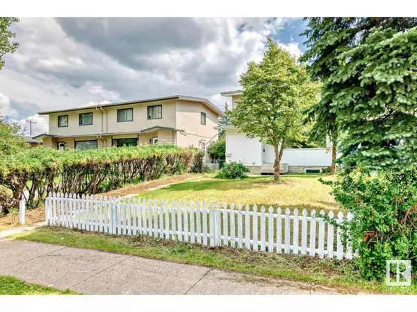 Edmonton, AB T6J2S7,4709 106 ST NW