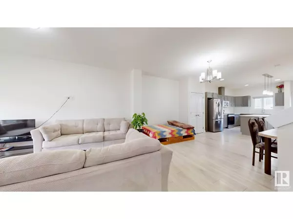 Edmonton, AB T6T2S9,3230 4 ST NW