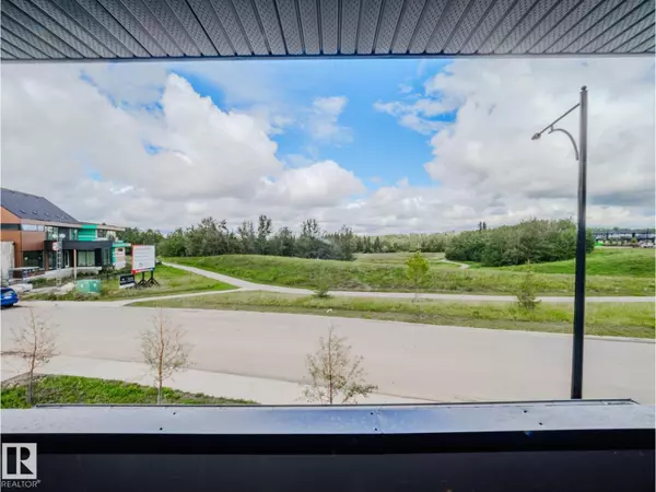 Edmonton, AB T6W1A6,6704 CRAWFORD WY SW