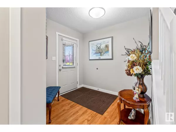 St. Albert, AB T8N7K4,#4 20 NORMAN CT