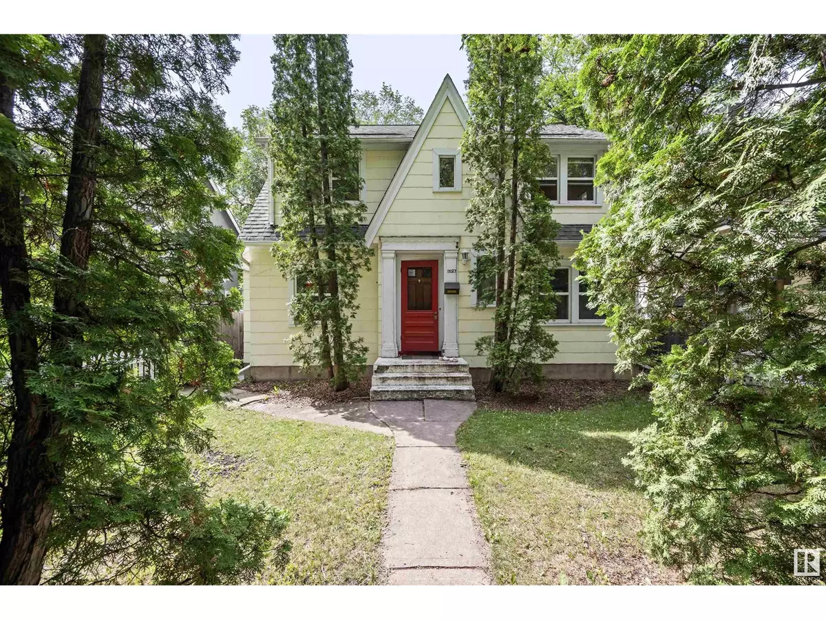 Edmonton, AB T6G0W5,11027 85 AV NW