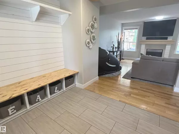 Edmonton, AB T6T1P3,354 WILD ROSE WY NW
