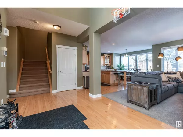 Edmonton, AB T6X1G9,446 SPARLING CO SW