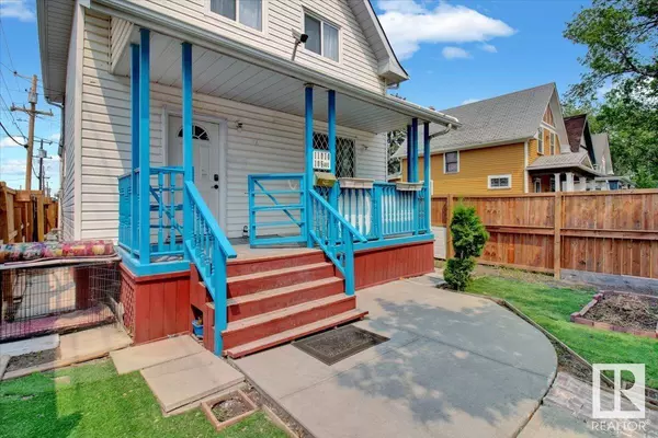 Edmonton, AB T5H0R3,11010 106 AV NW