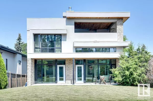 St. Albert, AB T8N0C9,14A BIRCH DR