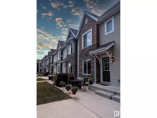 #23 2922 Maple Way NW, Edmonton, AB T6T1A5