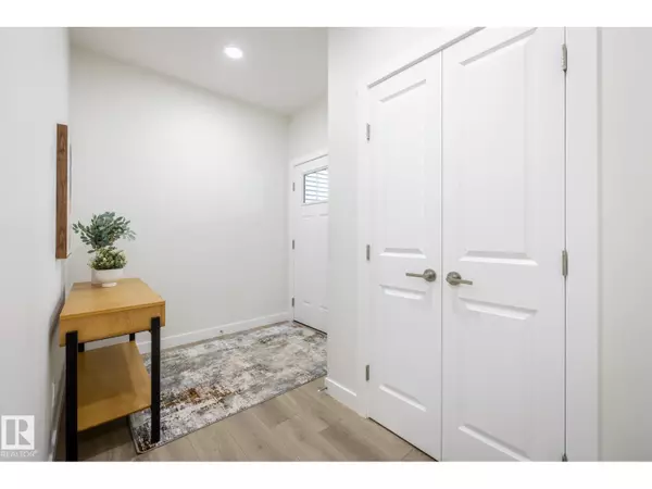 Spruce Grove, AB T7X2W2,29 Gable CM