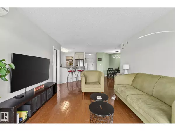 Edmonton, AB T5M4E1,#410 10951 124 ST NW