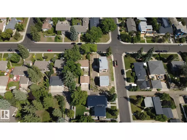 Edmonton, AB T5R0S6,7806 145 ST NW