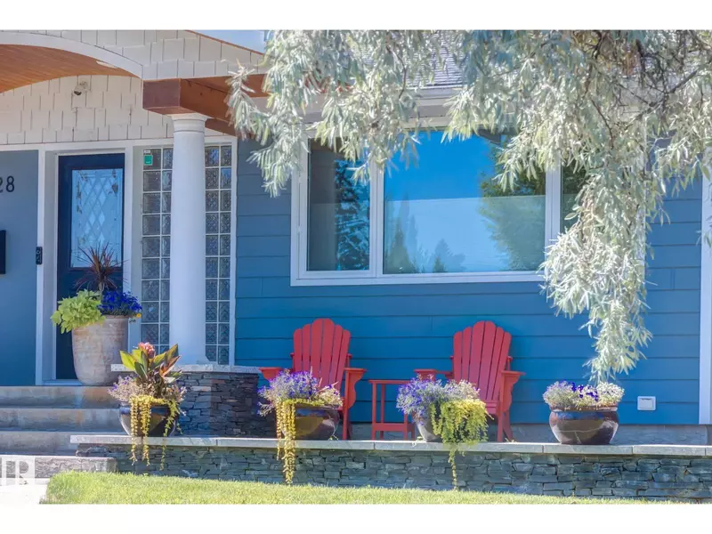 9728 141 ST NW, Edmonton, AB T5N2R2