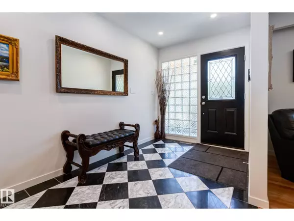 Edmonton, AB T5N2R2,9728 141 ST NW