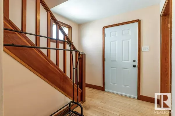 Edmonton, AB T5B4A3,11312 91 ST NW