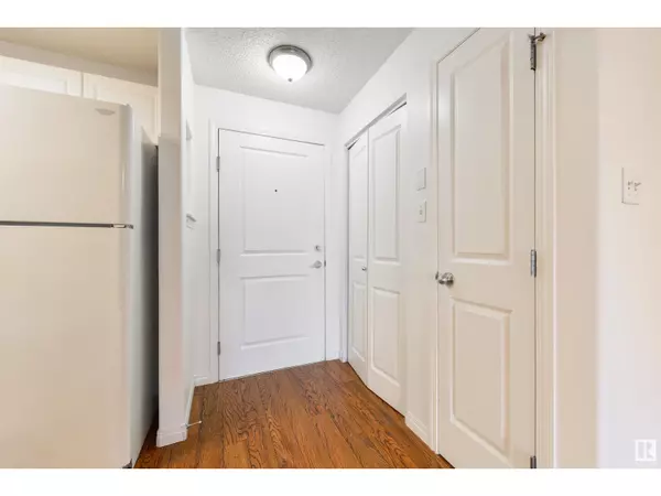 Edmonton, AB T6T1Z2,#226 2305 35A AV NW