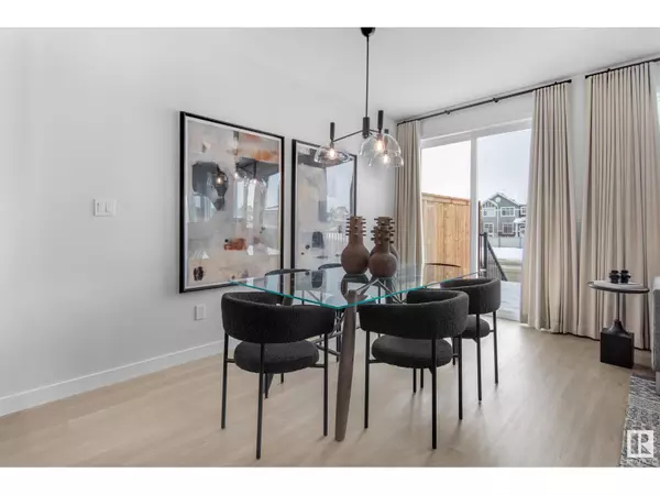 Edmonton, AB T6W5M7,4793 CAWSEY TC SW