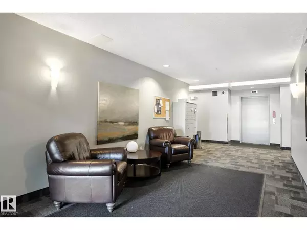 Edmonton, AB T6G1C7,#303 7907 109 ST NW