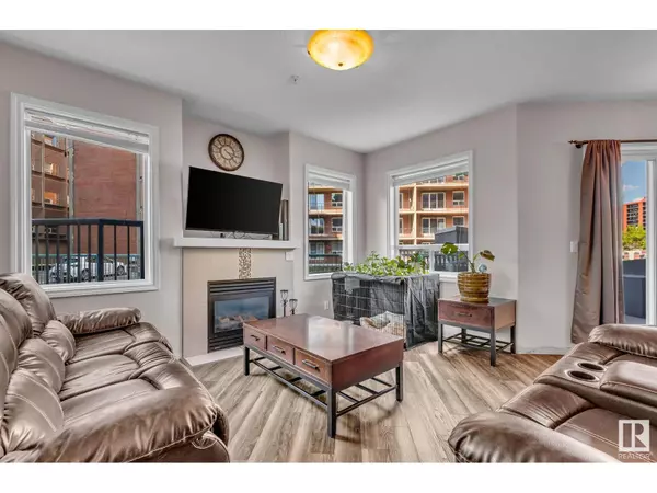 #104 10046 110 ST NW, Edmonton, AB T5K2Y2