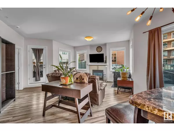 Edmonton, AB T5K2Y2,#104 10046 110 ST NW