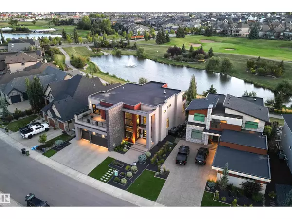 Edmonton, AB T6W2T6,622 HOWATT DR SW