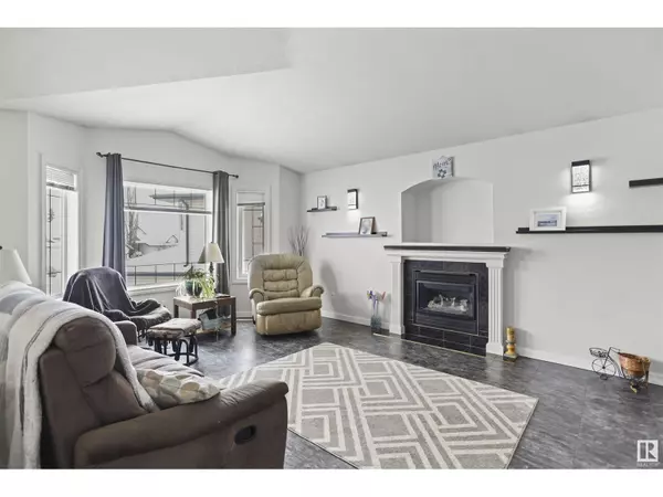 Devon, AB T9G2C9,606 KANANASKIS PL