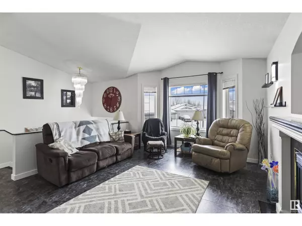 Devon, AB T9G2C9,606 KANANASKIS PL