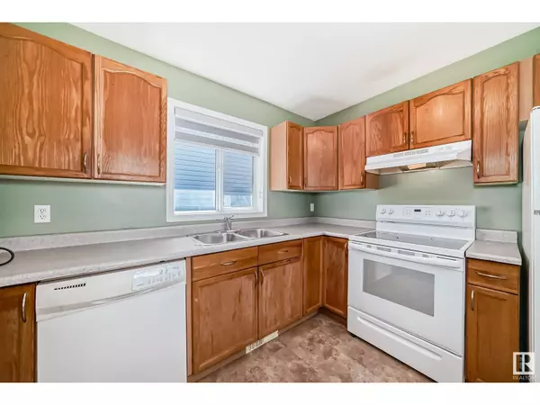 Edmonton, AB T6T1S1,3612 22 ST NW