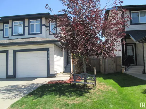 9851 217 ST NW, Edmonton, AB T5T4T7