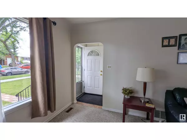 Edmonton, AB T5B2P2,12129 80 ST NW