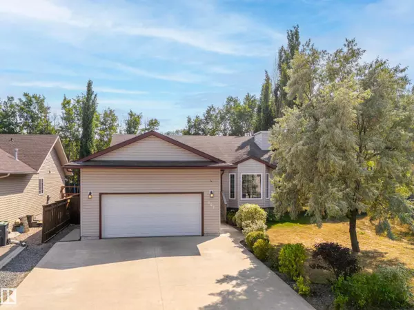 607 21 AV, Cold Lake, AB T9M2B9