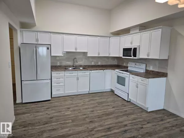 Fort Saskatchewan, AB T8L4R6,#405 8702 SOUTHFORT DR