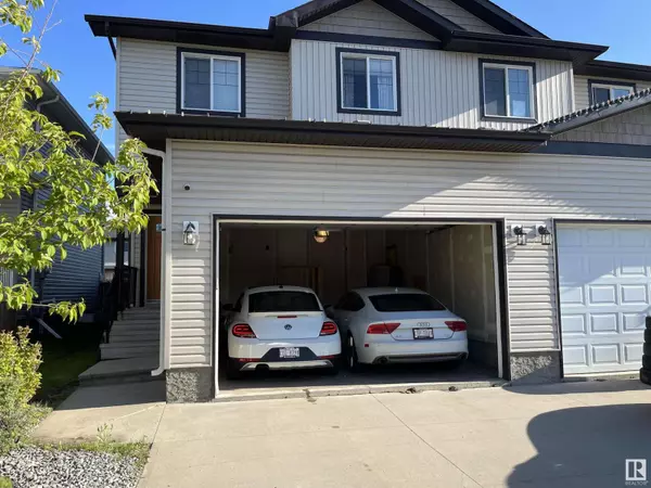 Fort Saskatchewan, AB T8L0M6,37 ROSEBERRY LN
