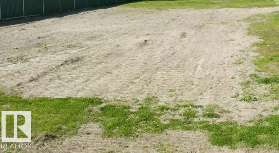 Edmonton, AB T6H0A6,11607 46 AV NW