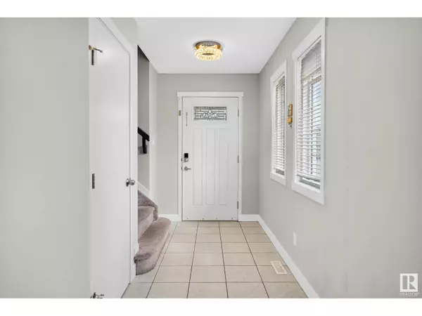 Edmonton, AB T6T0Z8,4404 6 ST NW