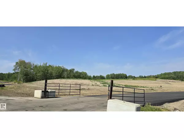 Rural Parkland County, AB T7X3S4,#15 54102 Range Road 274