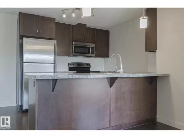 Edmonton, AB T6X0Z4,#418 6084 Stanton DR SW