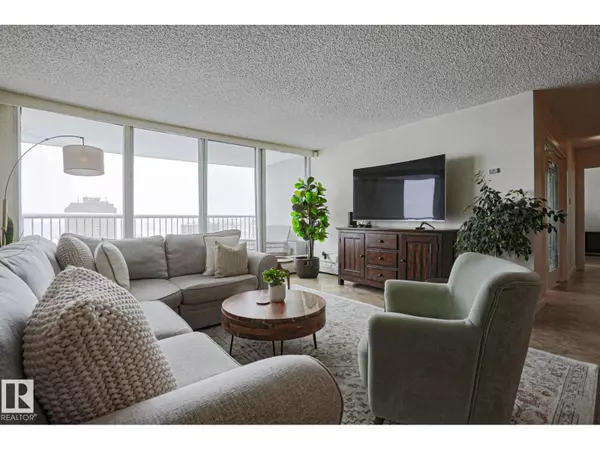 Edmonton, AB T5K2J3,#702 9923 103 ST NW