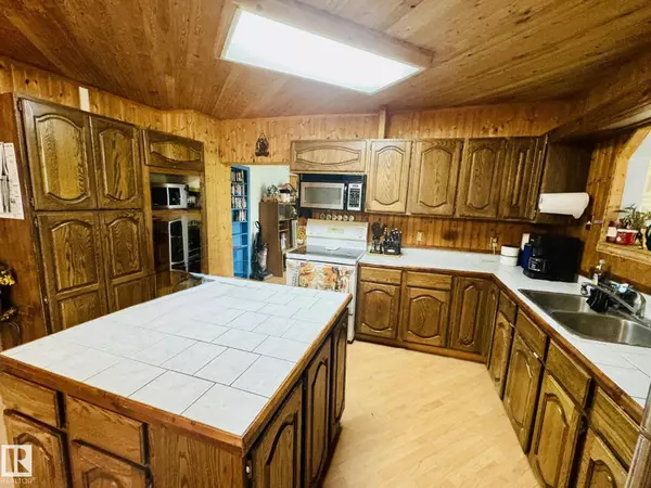 Rural Bonnyville, AB T0A3A0,59020 RG RD 490