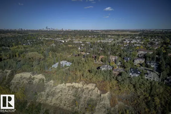 Edmonton, AB T6H5P3,5108 154 ST NW