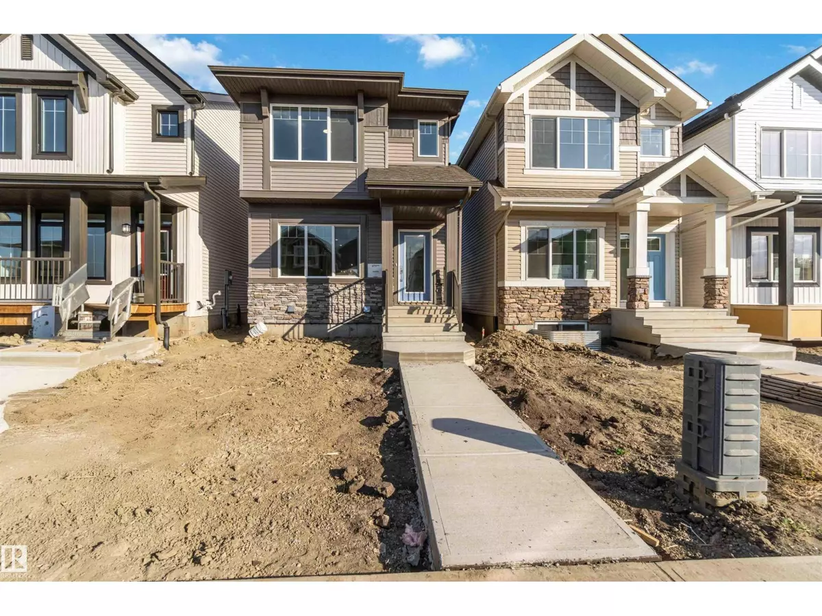 Edmonton, AB T6M3H2,18940 28 AV NW NW
