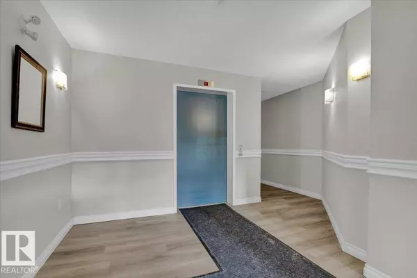 Edmonton, AB T6C3S3,#207 9739 92 ST NW