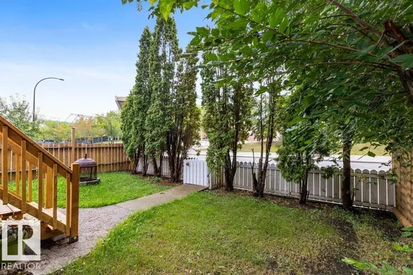 Edmonton, AB T5B0G9,8914 112 AV NW