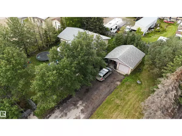 6116 50 AV, Drayton Valley, AB T7A1J4