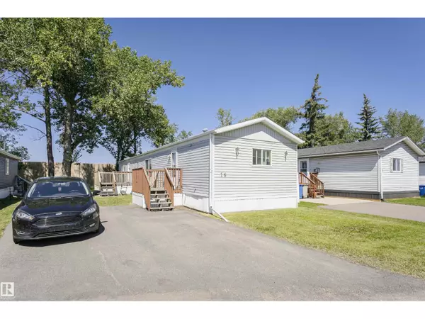 Leduc, AB T9E5P8,16 Willow Park Estates