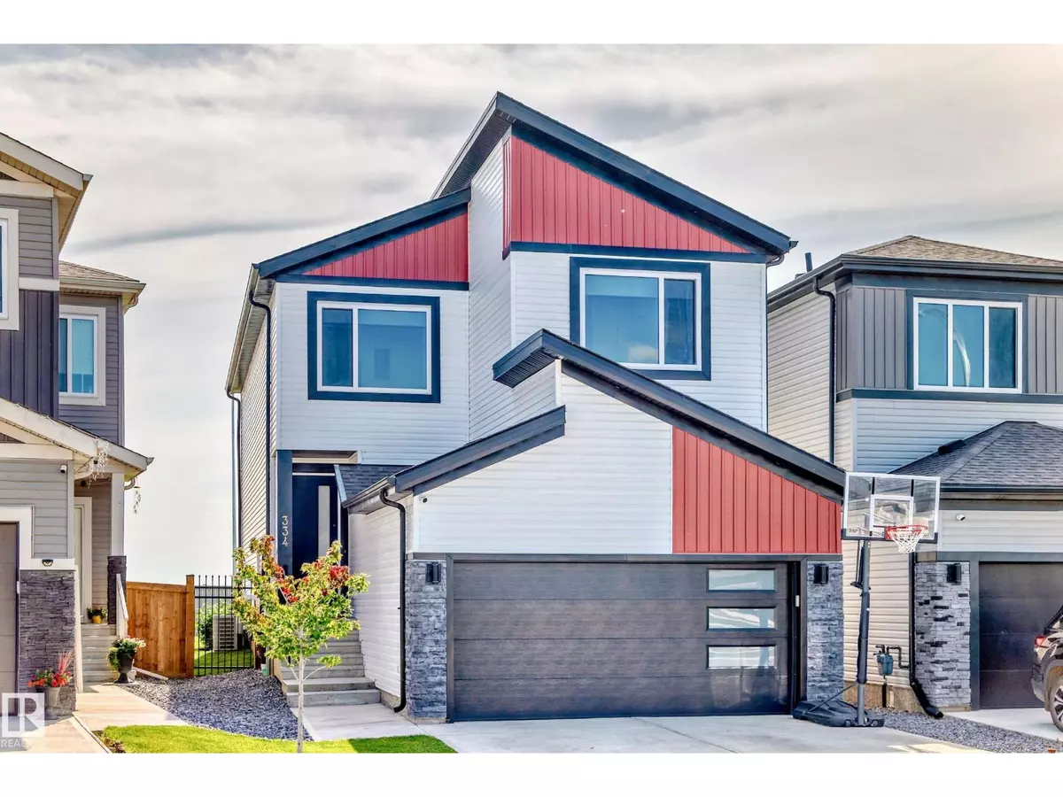 Fort Saskatchewan, AB T8L0Y4,334 MEADOWVIEW DR