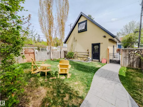 10067 93 ST NW, Edmonton, AB T5H1W6