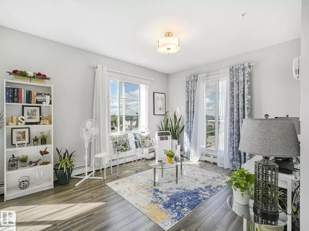 Edmonton, AB T6X1Y7,#312 812 WELSH DR SW