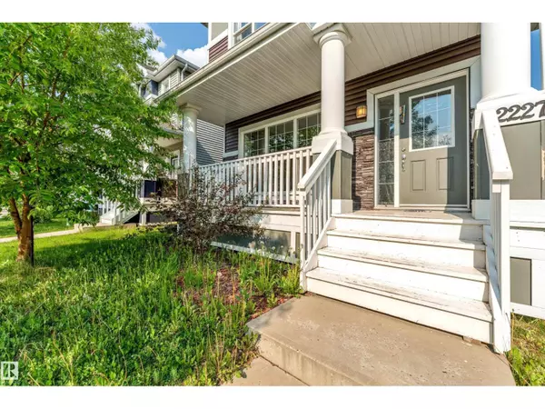 Edmonton, AB T6X0V6,2227 74 ST SW