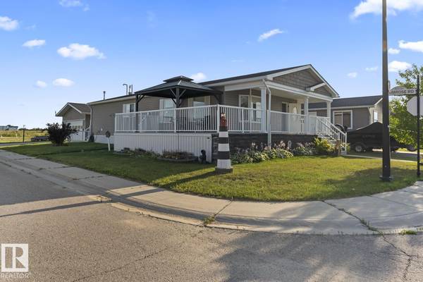 4501 Snowbird LN, Cold Lake, AB T9M0C6
