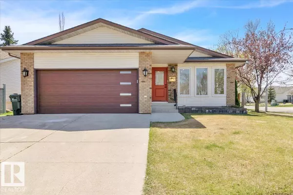 1 COACHMAN PL, Sherwood Park, AB T8H1C1